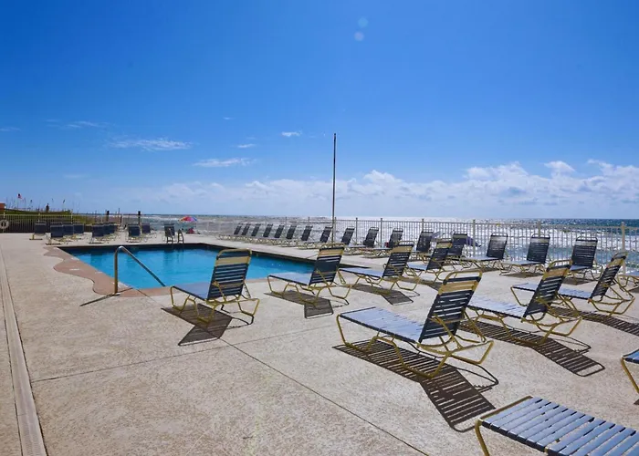 Edgewater West 82
